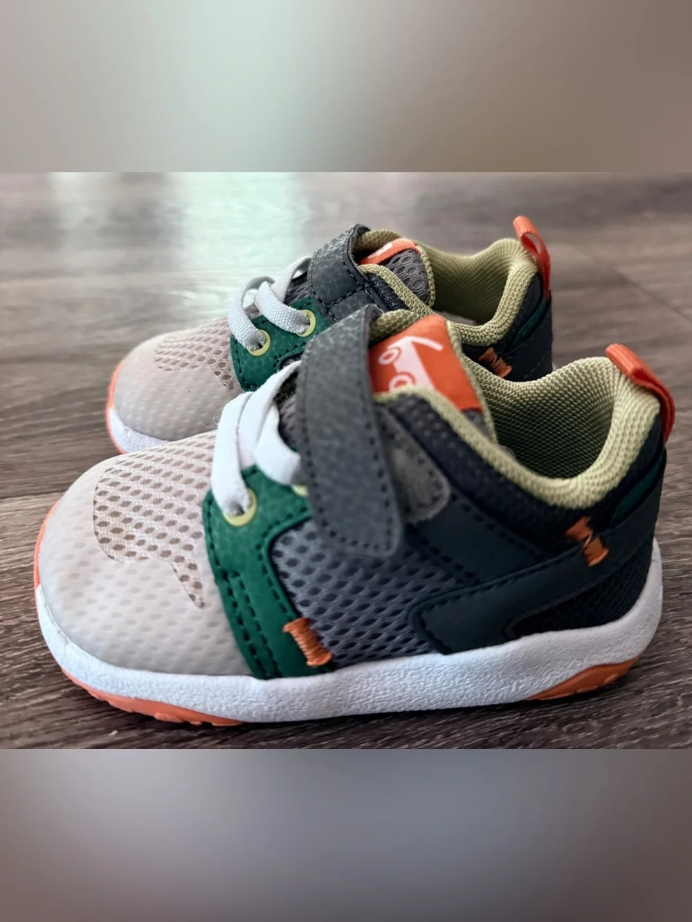 See Kai Run Viento Sneaker